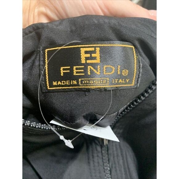 Fendi Authentic Vintage 90’s Solid Black Zip Up Long Sleeve Windbreaker Jacket - Picture 5 of 7